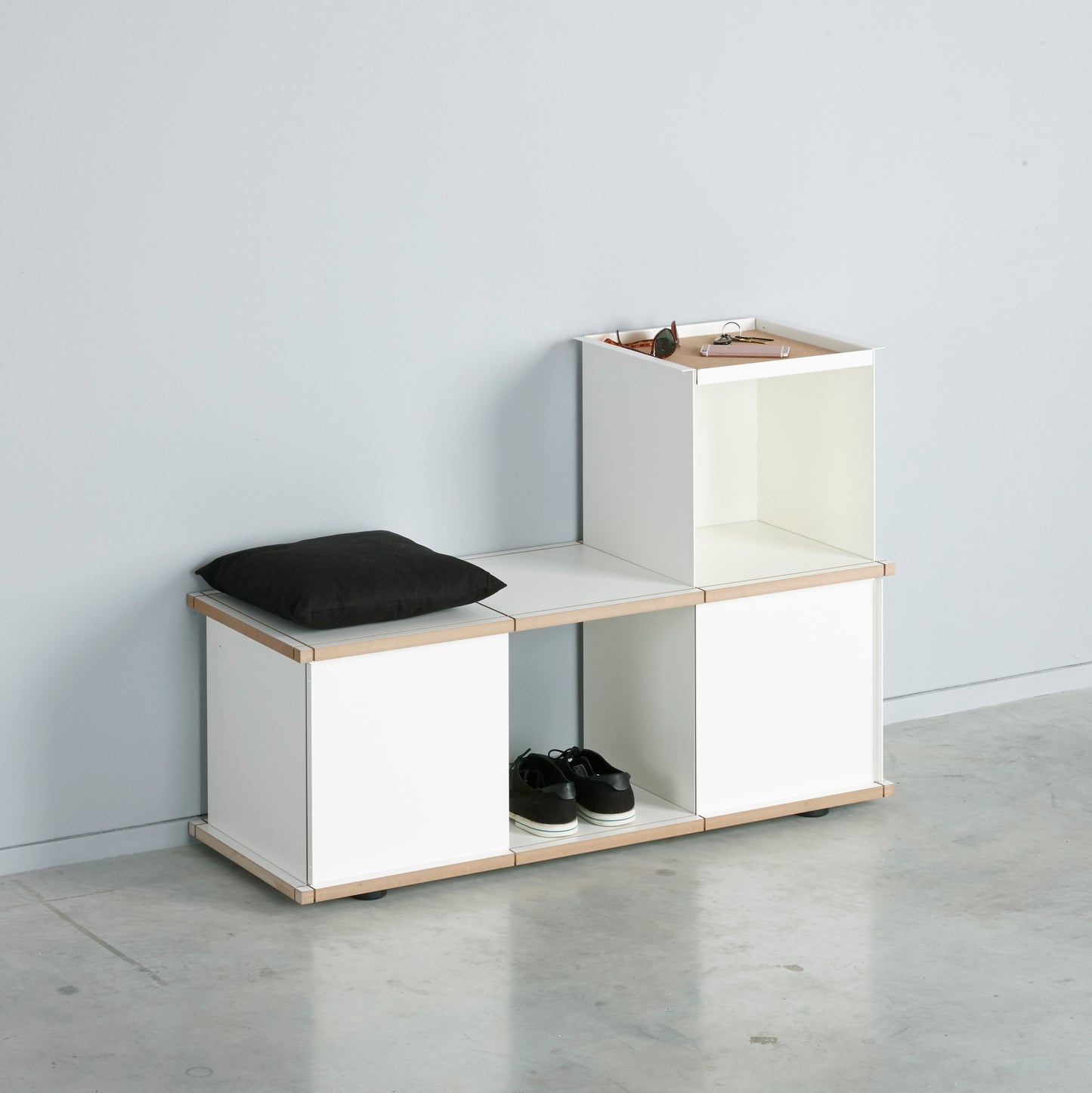 YU BENCH 3x1 / MDF white