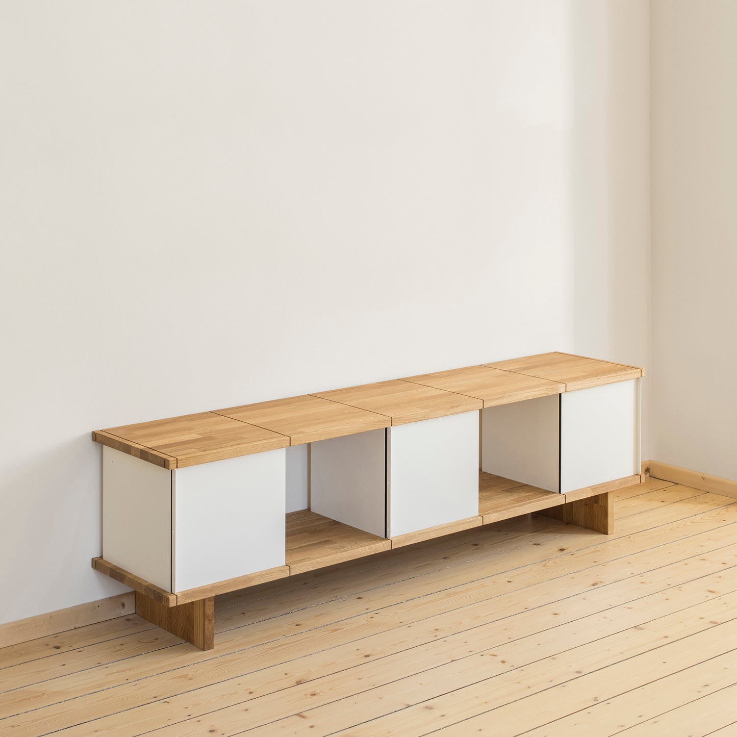 YU SIDEBOARD 5 series / oak oiled